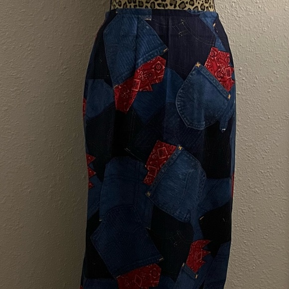 Long maxi pencil wrap skirt. Hand crafted for Red Bird Closet. - Picture 3 of 6